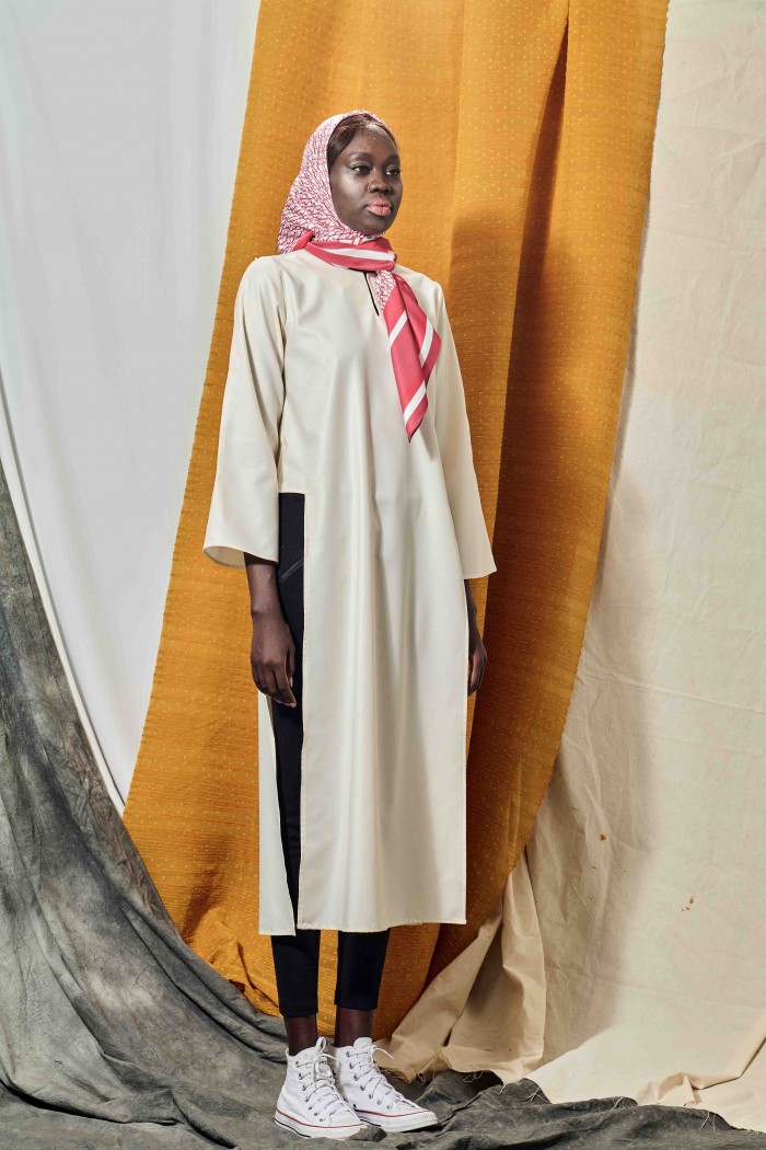 KAIRA IN CREAM