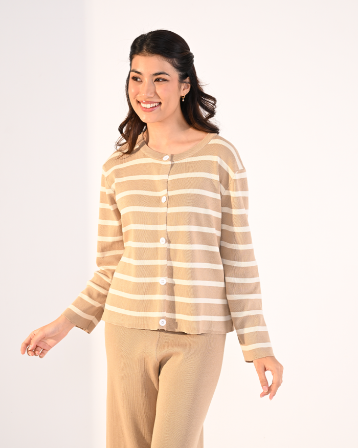 GRACE SET IN KHAKI