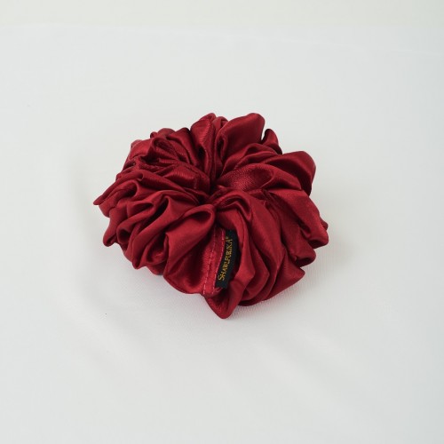 SCRUNCHIES IN MAROON