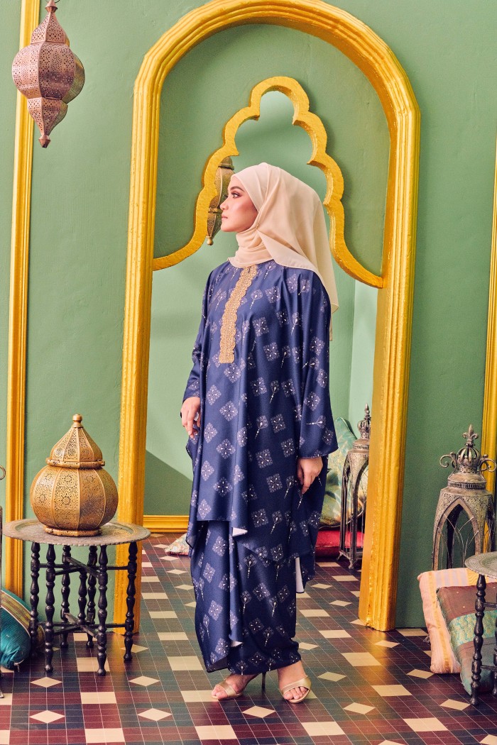 MEENAKSHI CAFTAN IN SAPPHIRE BLUE