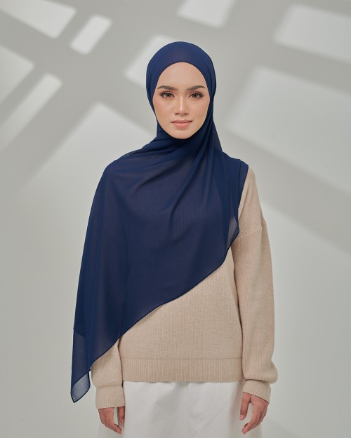 BAESiC IN NAVY BLUE