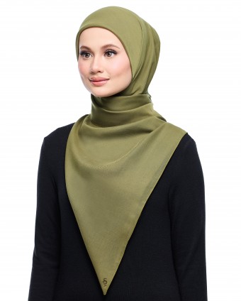 YOUR EVERYDAY SCARF IN OLIVE GREEN