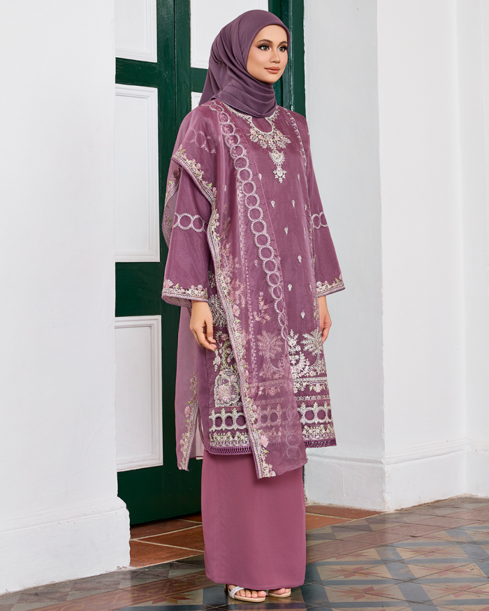 DEFECT PRISHA IN PLUM