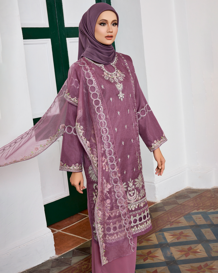 DEFECT PRISHA IN PLUM