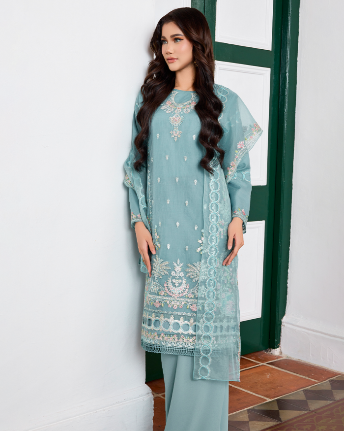 DEFECT PRISHA IN SOFT BLUE