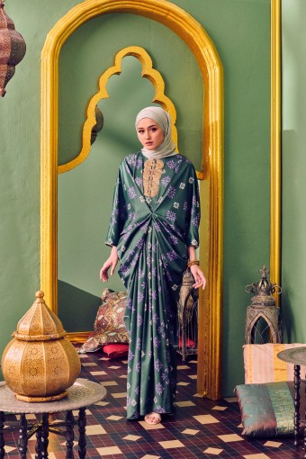 PRIYADAR CAFTAN IN FOREST GREEN