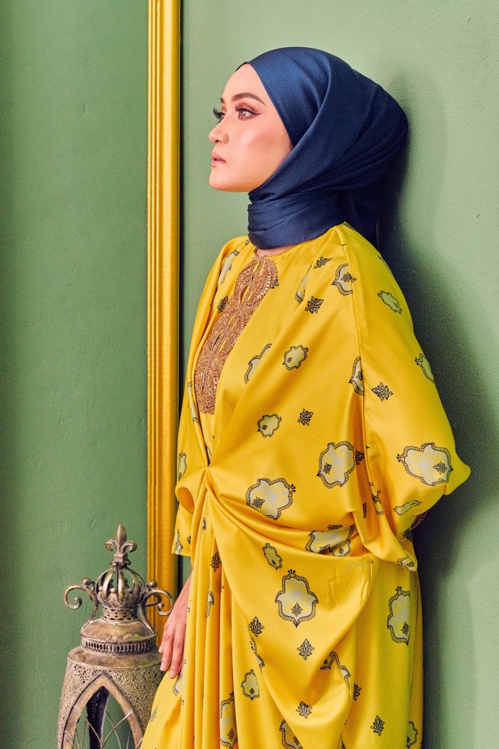 PRIYADAR CAFTAN IN PINEAPPLE YELLOW