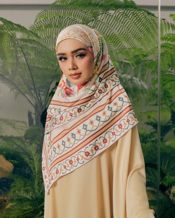GLAMOURAYA RATU