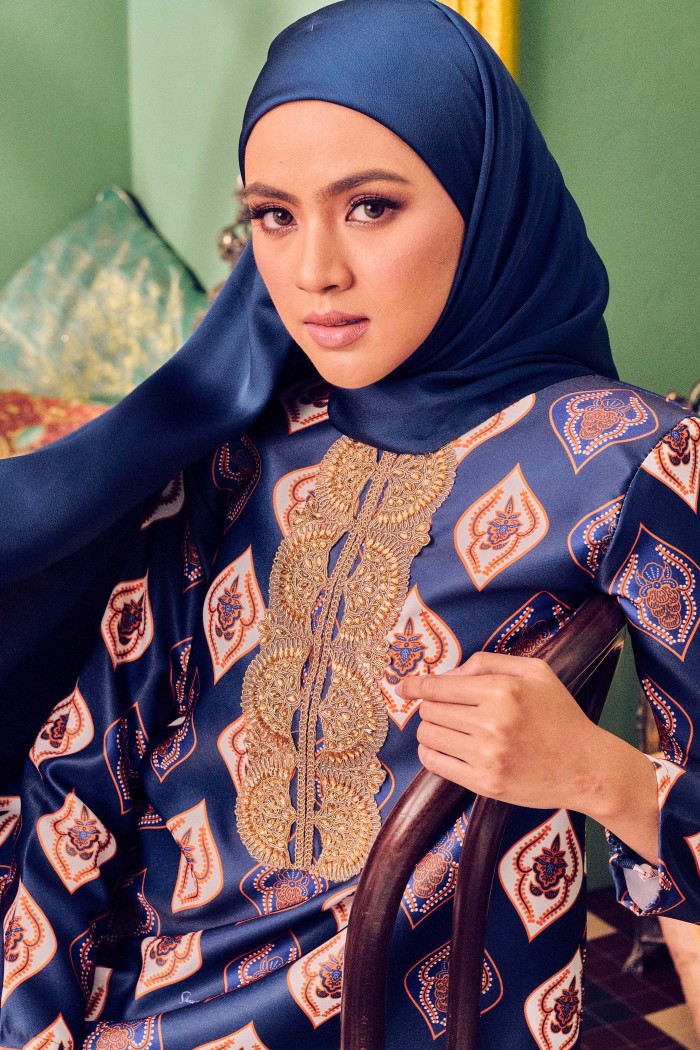 RHITA IN DARK BLUE