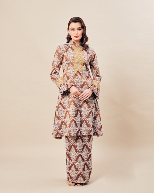RUBYA RAYA IN MOCHA