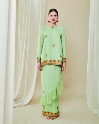 SHEETAL KURUNG IN M.GREEN