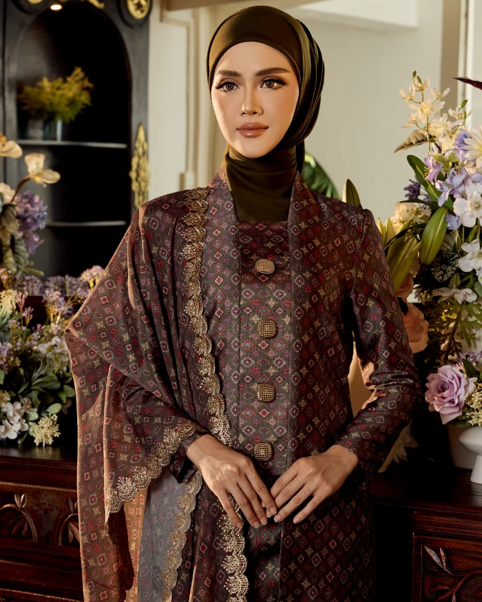 SIARA IN FOREST GREEN SPRINTED