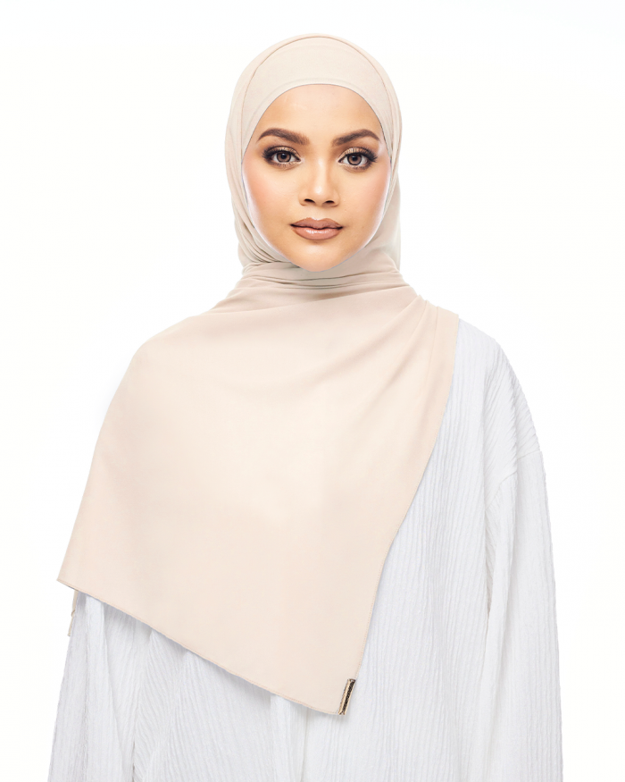 MALIQA SHAWL IN SOFT BEIGE