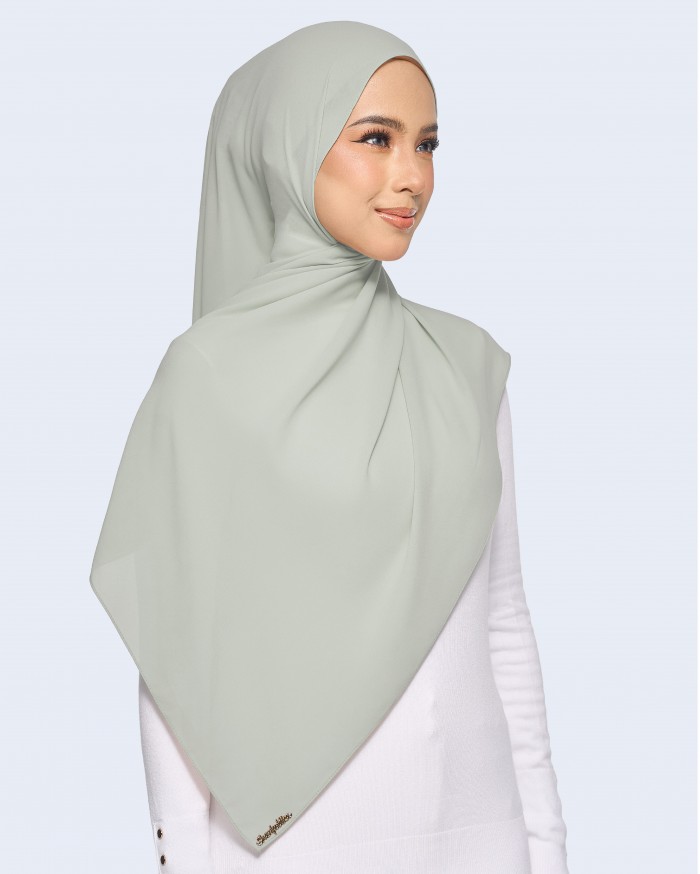 MALIQA SHAWL 2.0 IN GREENTEA