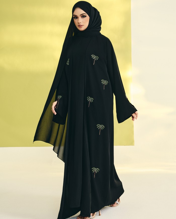 LUBNA IN BLACK