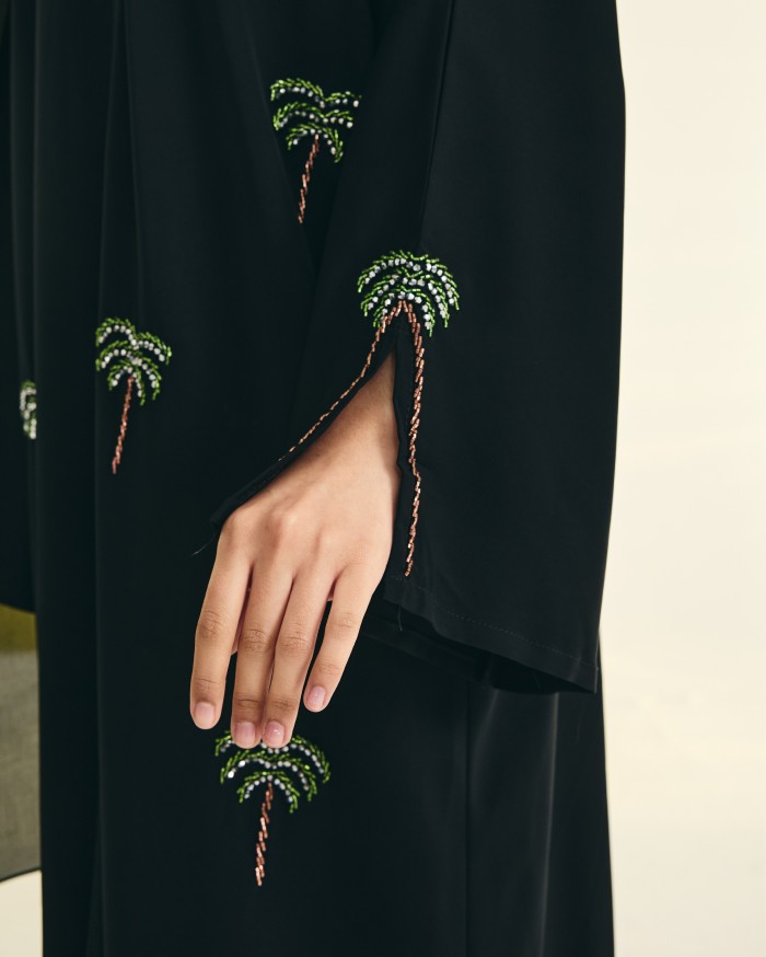 LUBNA IN BLACK