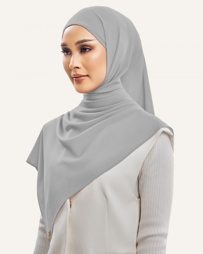 CHIFFON CRUSH IN GREY
