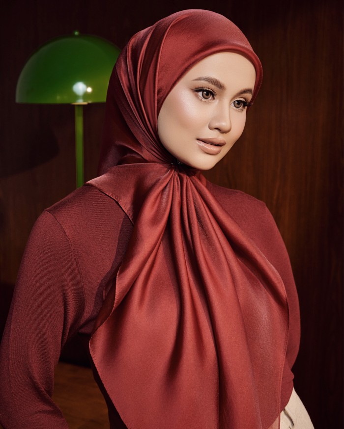 SILK ORGANDY IN BURGUNDY