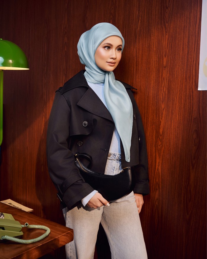 SILK ORGANDY IN GREYISH BLUE