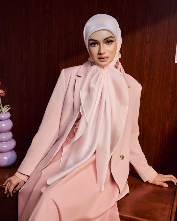 SILK ORGANDY IN SOFT BLUSH