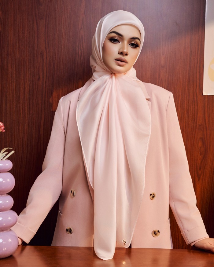 SILK ORGANDY IN SOFT BLUSH