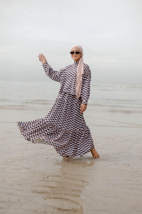MORGAN SET IN PINK CHECKERED