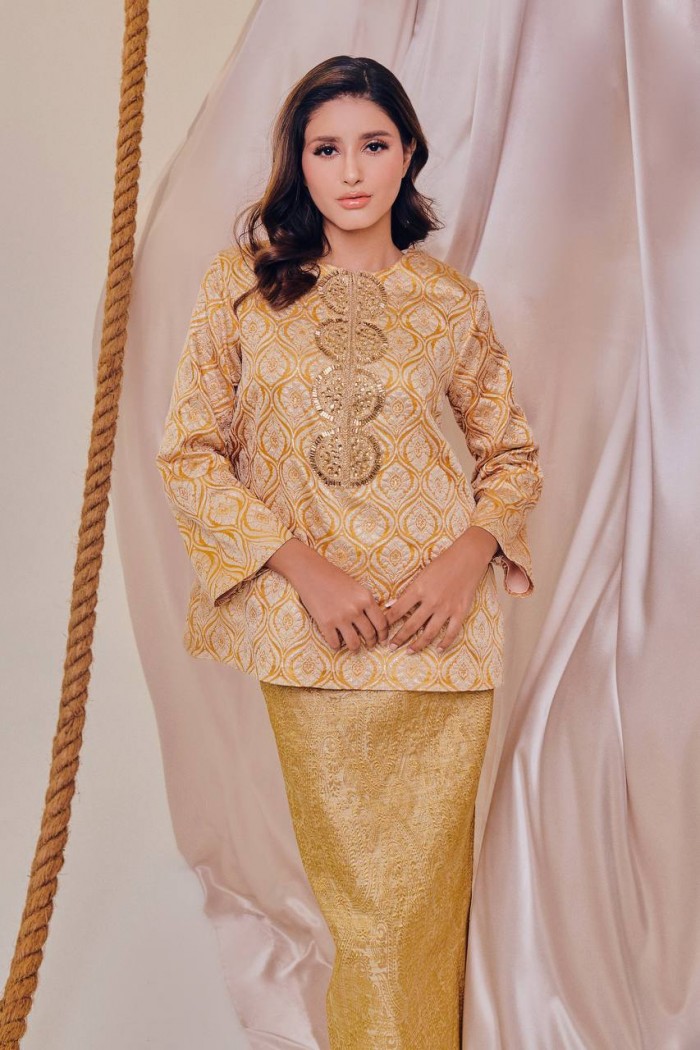 KANIKHA KURUNG KEDAH IN AMBER GOLD