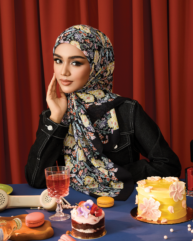 DEFECT BACK TO BLACK IN FANTASY