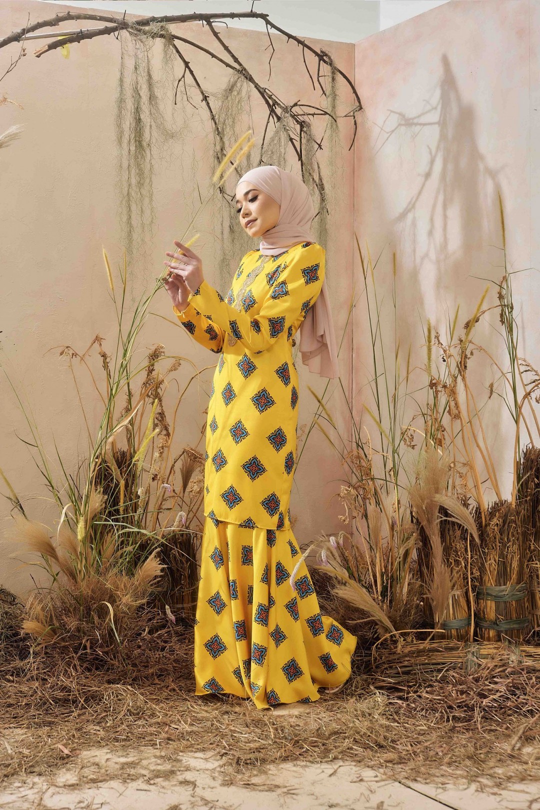 AESHA IN HONEY YELLOW