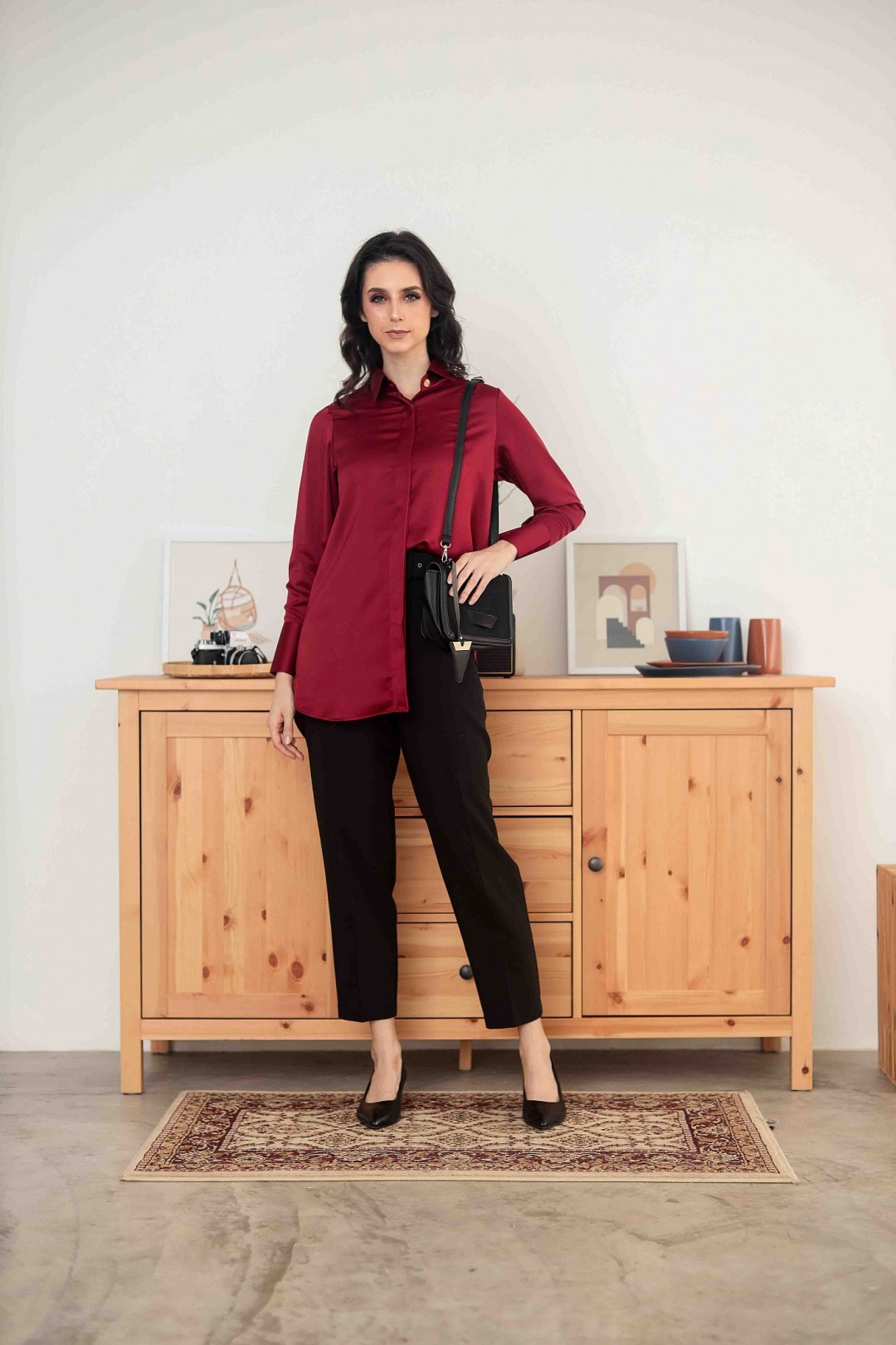 JEMAIMAH IN SCARLET RED