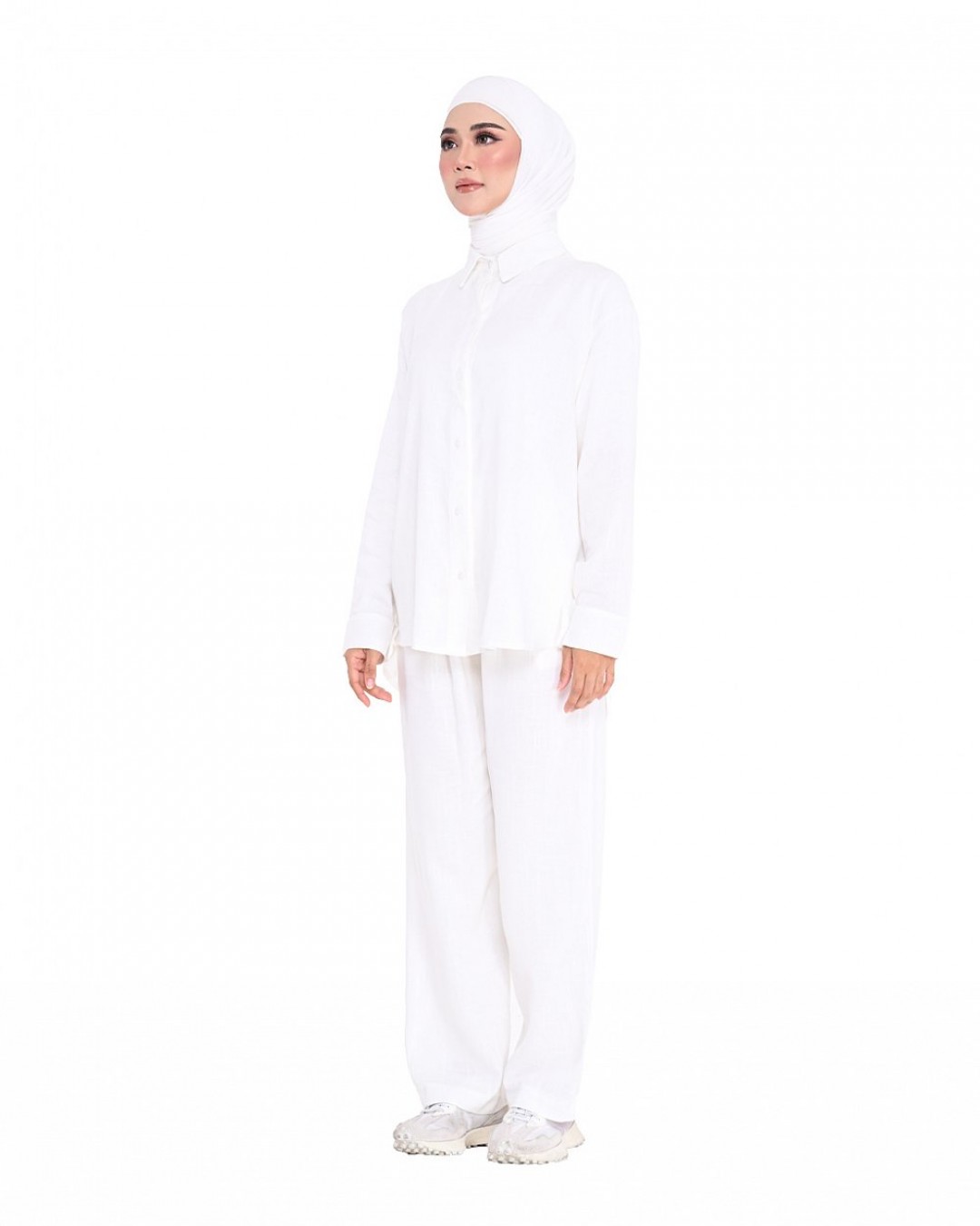 LUCY SET IN OFF WHITE