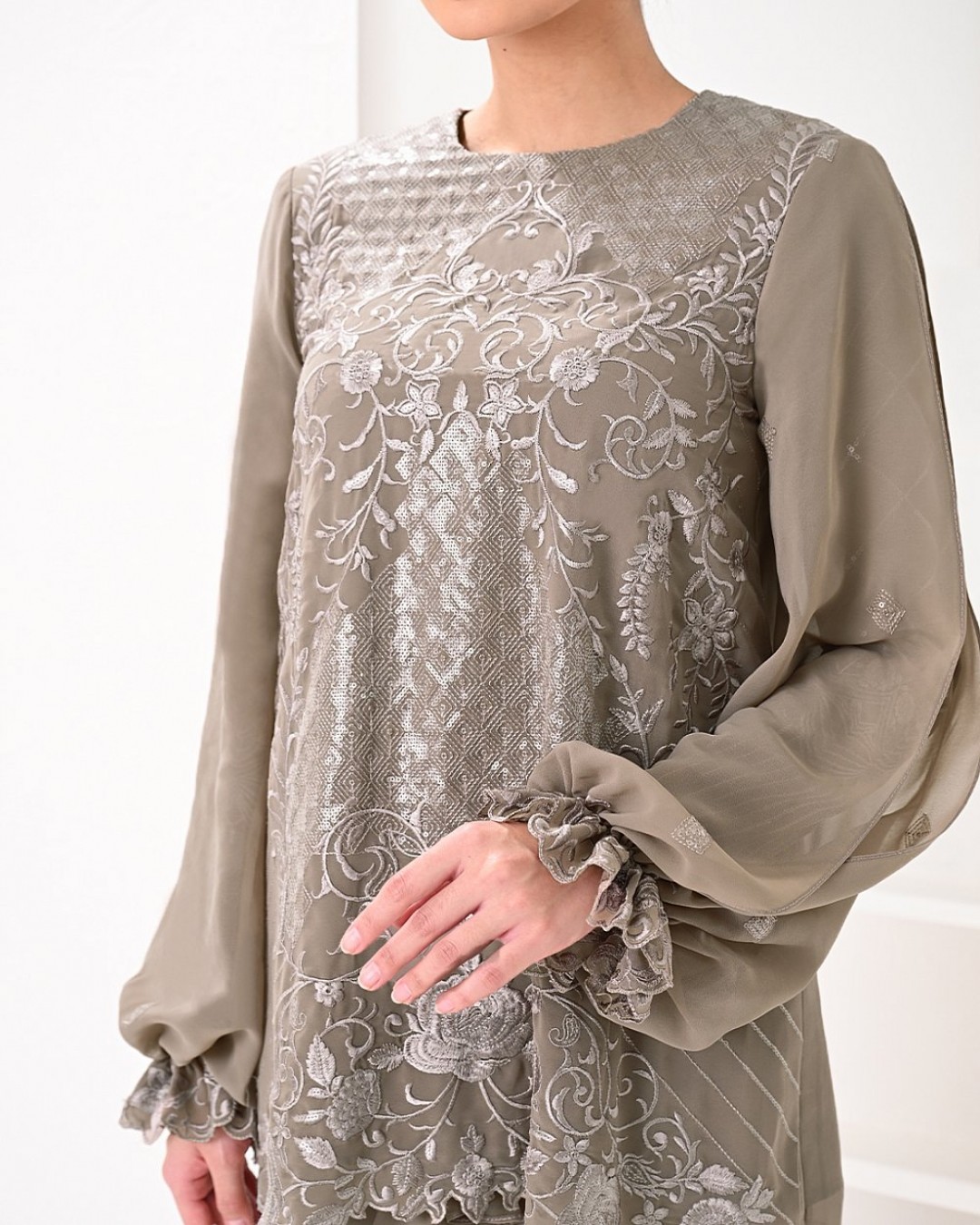 RACHHA IN KHAKI