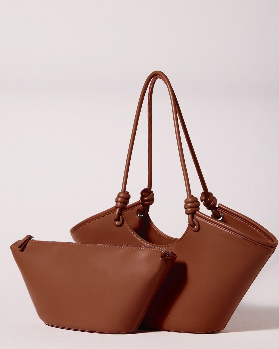 SERENA BAG IN CARAMEL BROWN