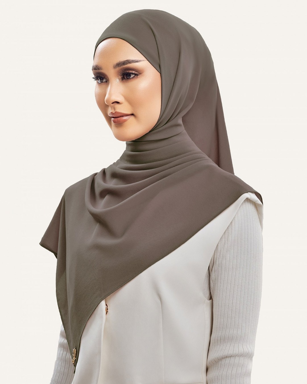 CHIFFON CRUSH IN TAUPE